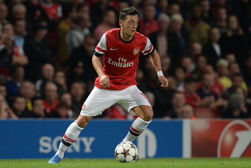 เมซุต โอซิล (Mesut Ozil)